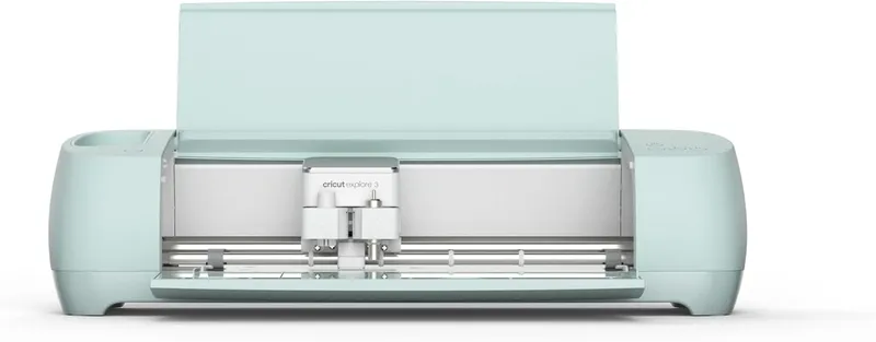 CRICUT EXPLORE ESSENTIAL BUNDLE