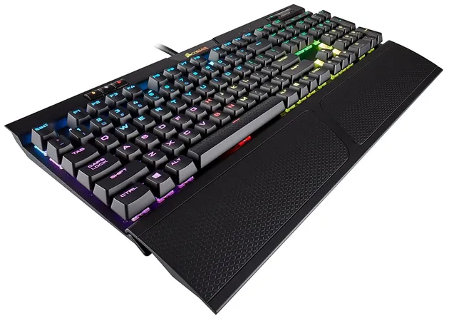 CORSAIR K70 RGB MK.2 WIRED MECHANICAL GAMING KEYBOARD CHERRY MX BLUE